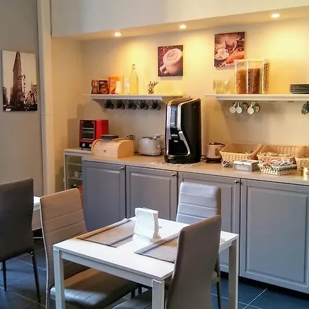 Alojamento de Acomodação e Pequeno-almoço Amoroma Domus Roma